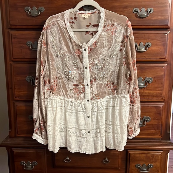 Velvet POL Tunic - Picture 5 of 11